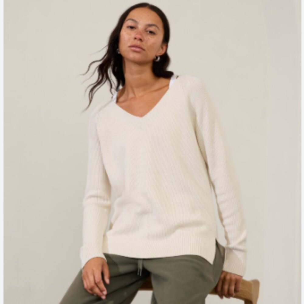 Athleta Hanover Refined V-Neck Sweater
